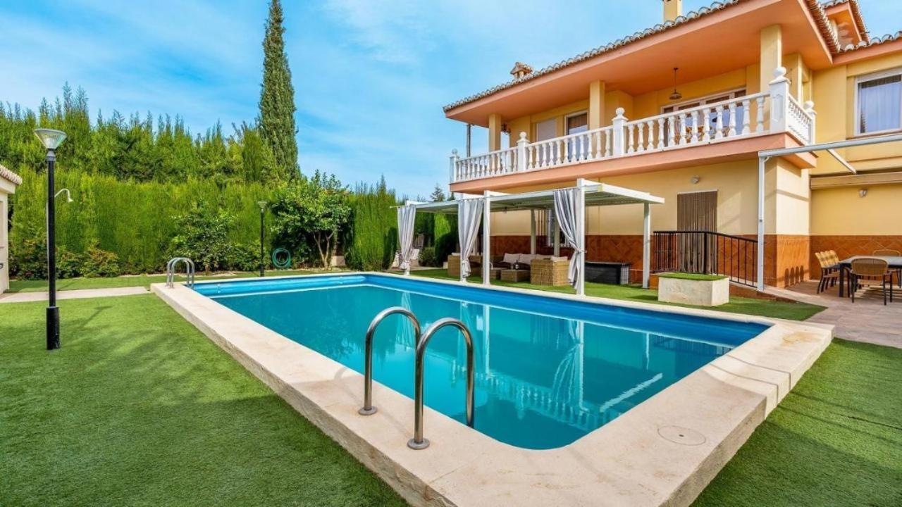 Villa De La Acacia Gojar Luaran gambar