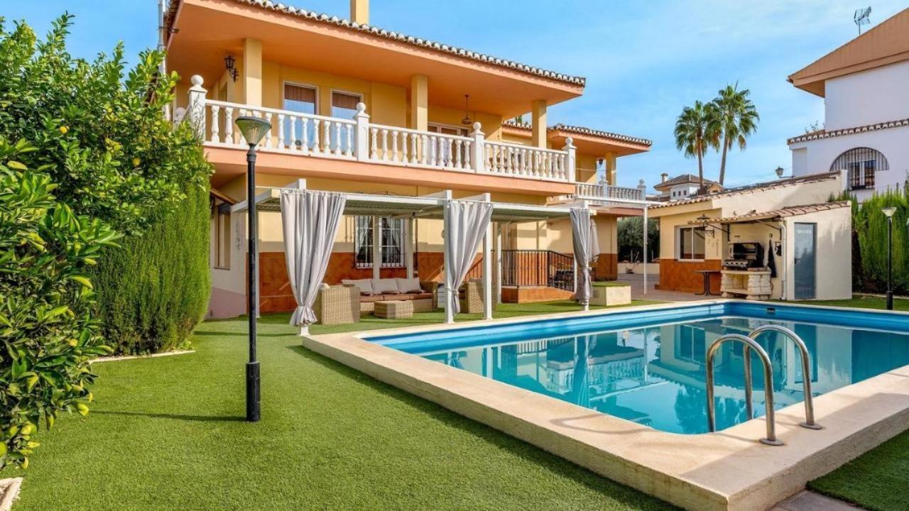Villa De La Acacia Gojar Luaran gambar