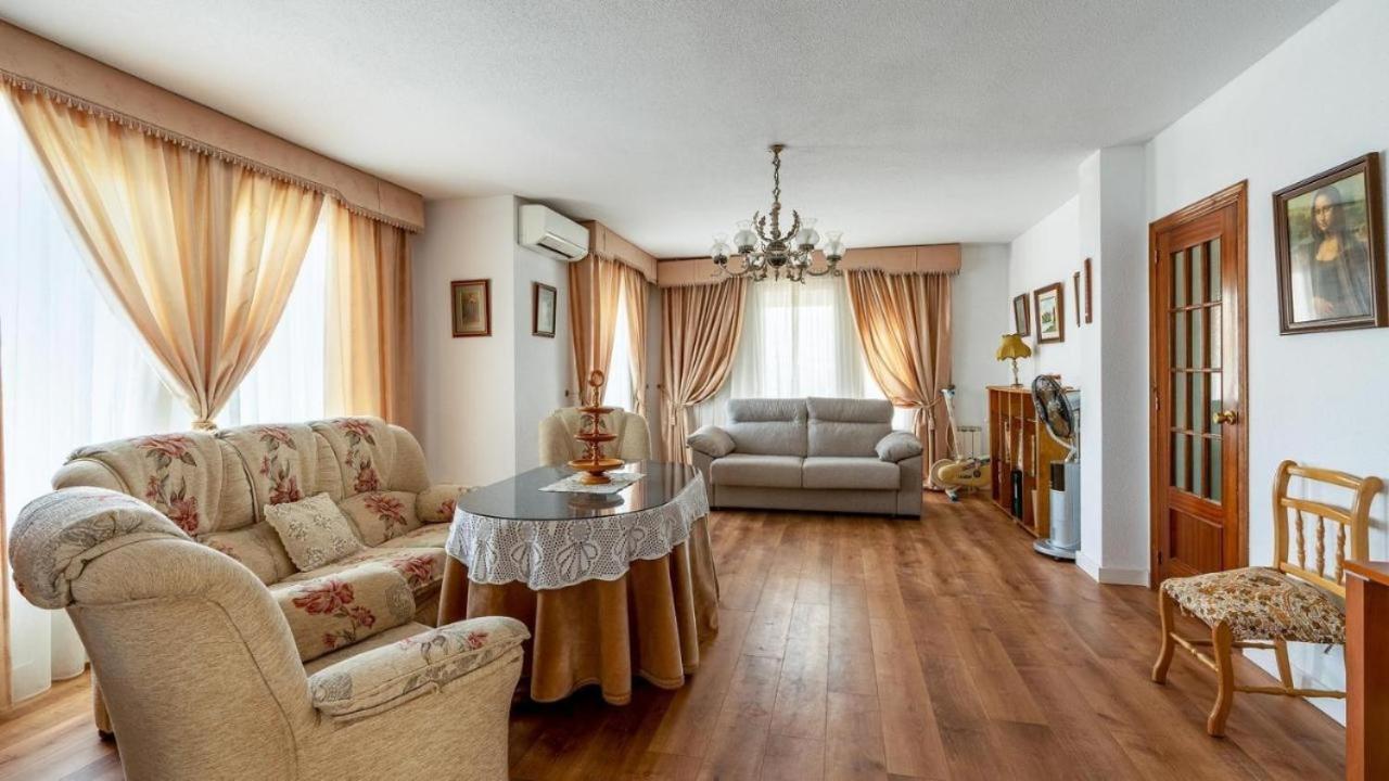 Villa De La Acacia Gojar Luaran gambar
